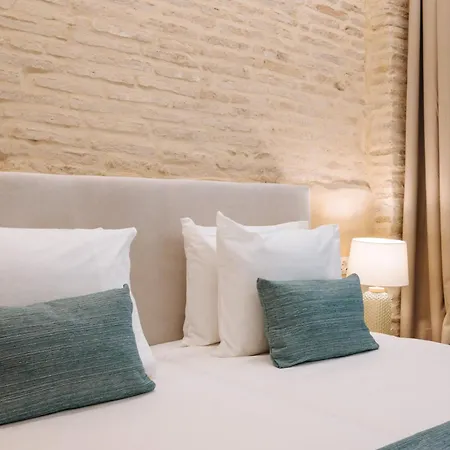 New Hostly Arenal Seville