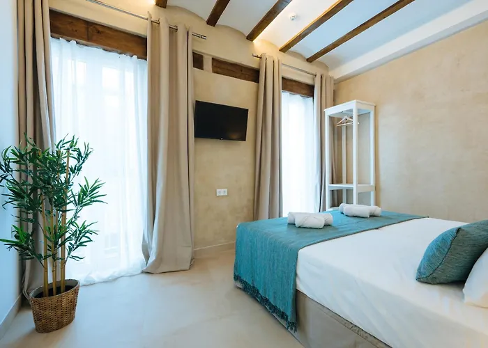 New Hostly Arenal 3* 세비야